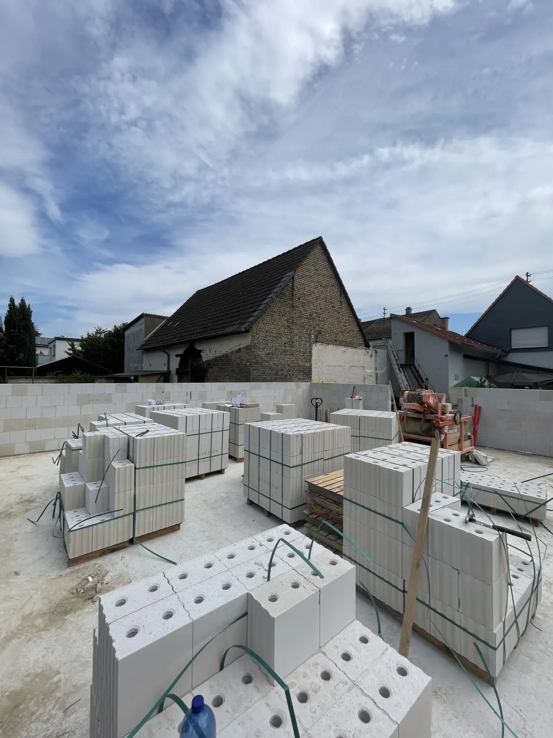 Schlüsselfertig von Volkert Bau